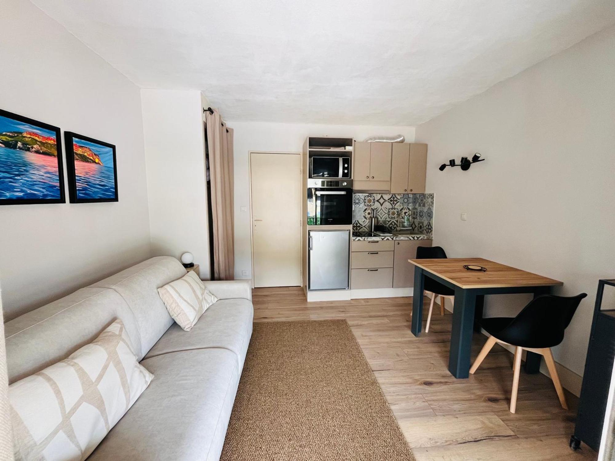 Studio Cosy En Bord De Mer Saint-Cyr-sur-Mer Ngoại thất bức ảnh